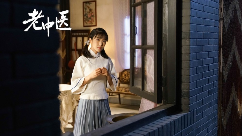 翁熄乱叫翁熄乱叫，一场混乱的夜晚-第2张图片