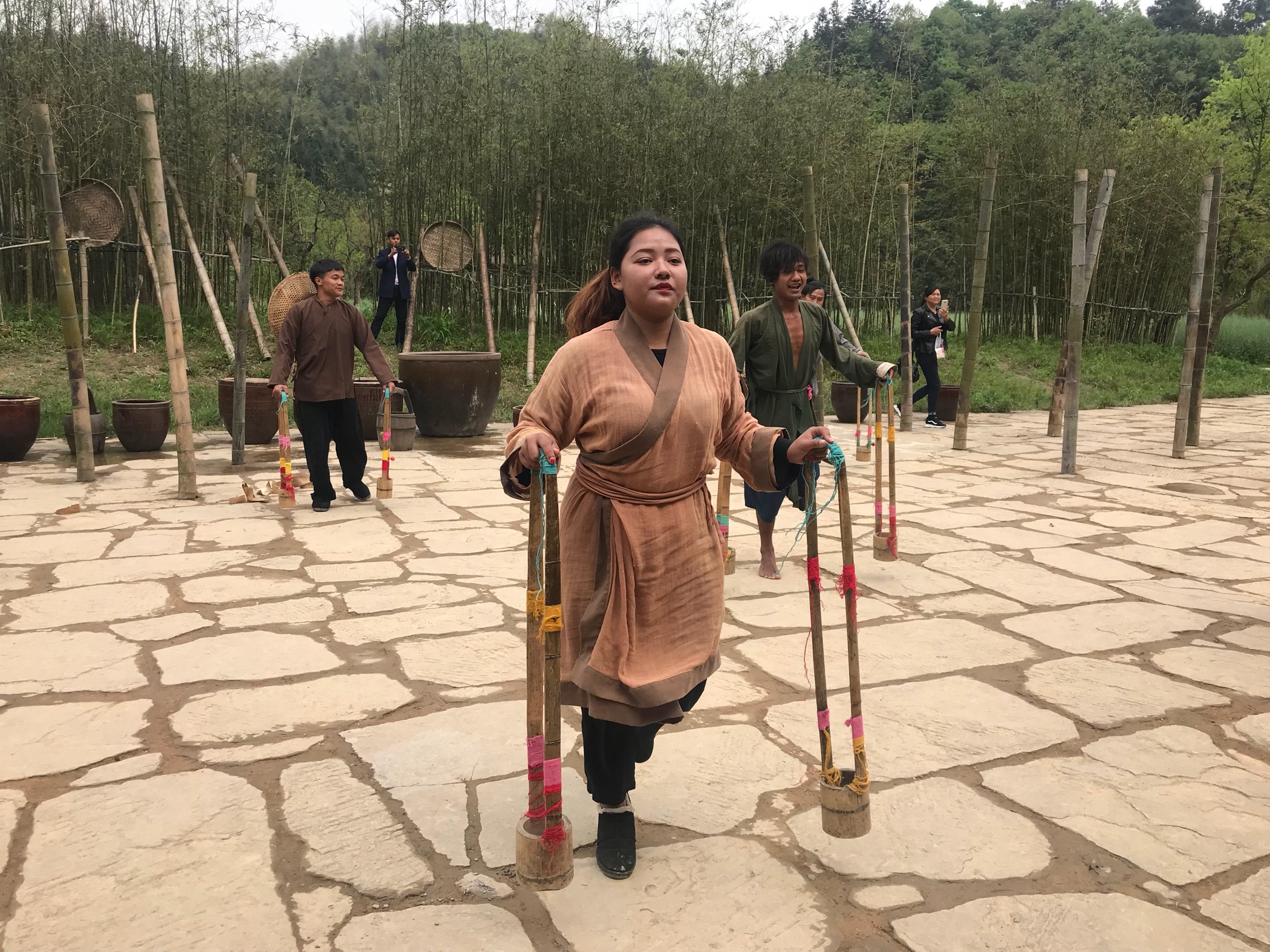 手来到她的桃花源王烈手与桃花源的奇妙邂逅-第3张图片