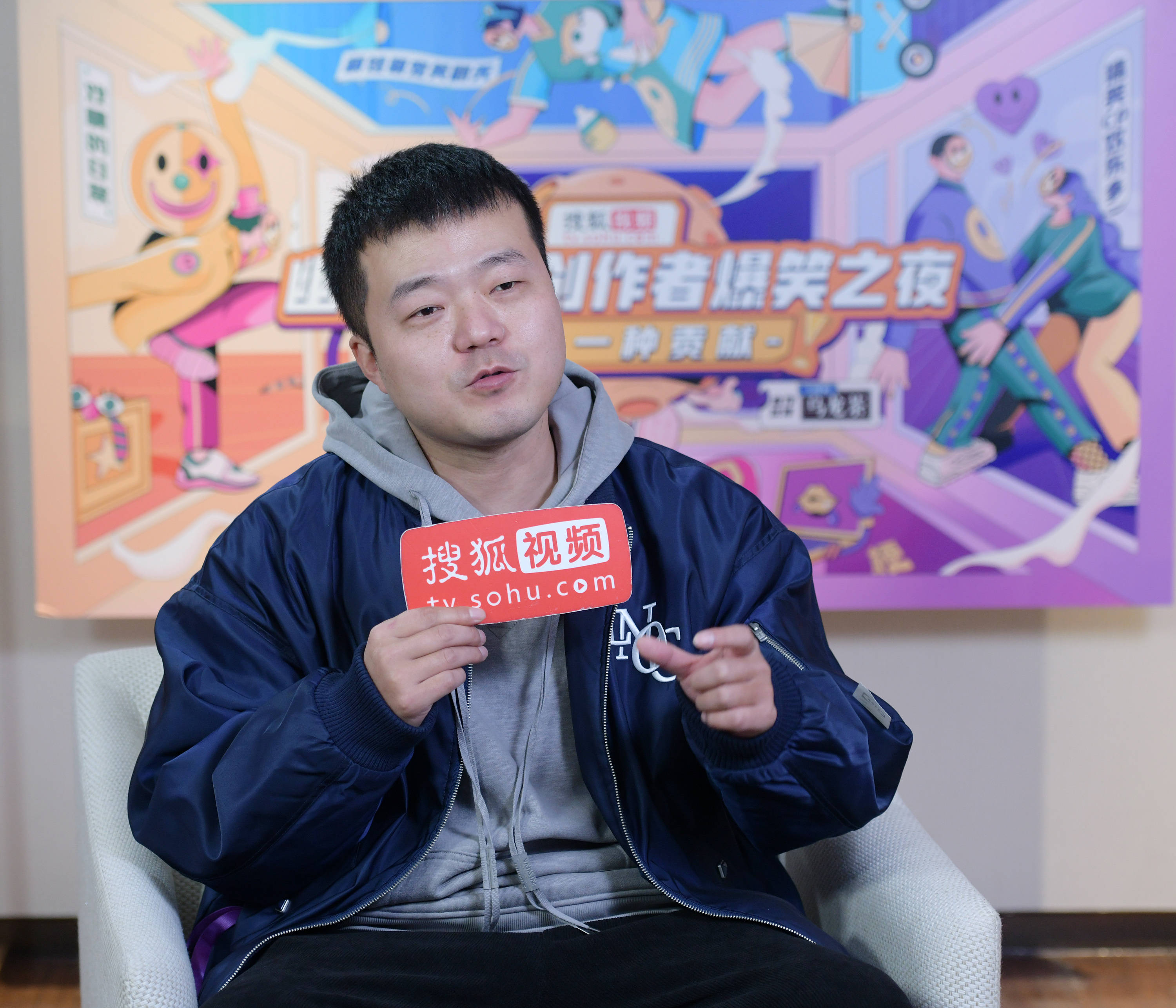 妈妈的朋友完整版，中文字幕下的情感交流