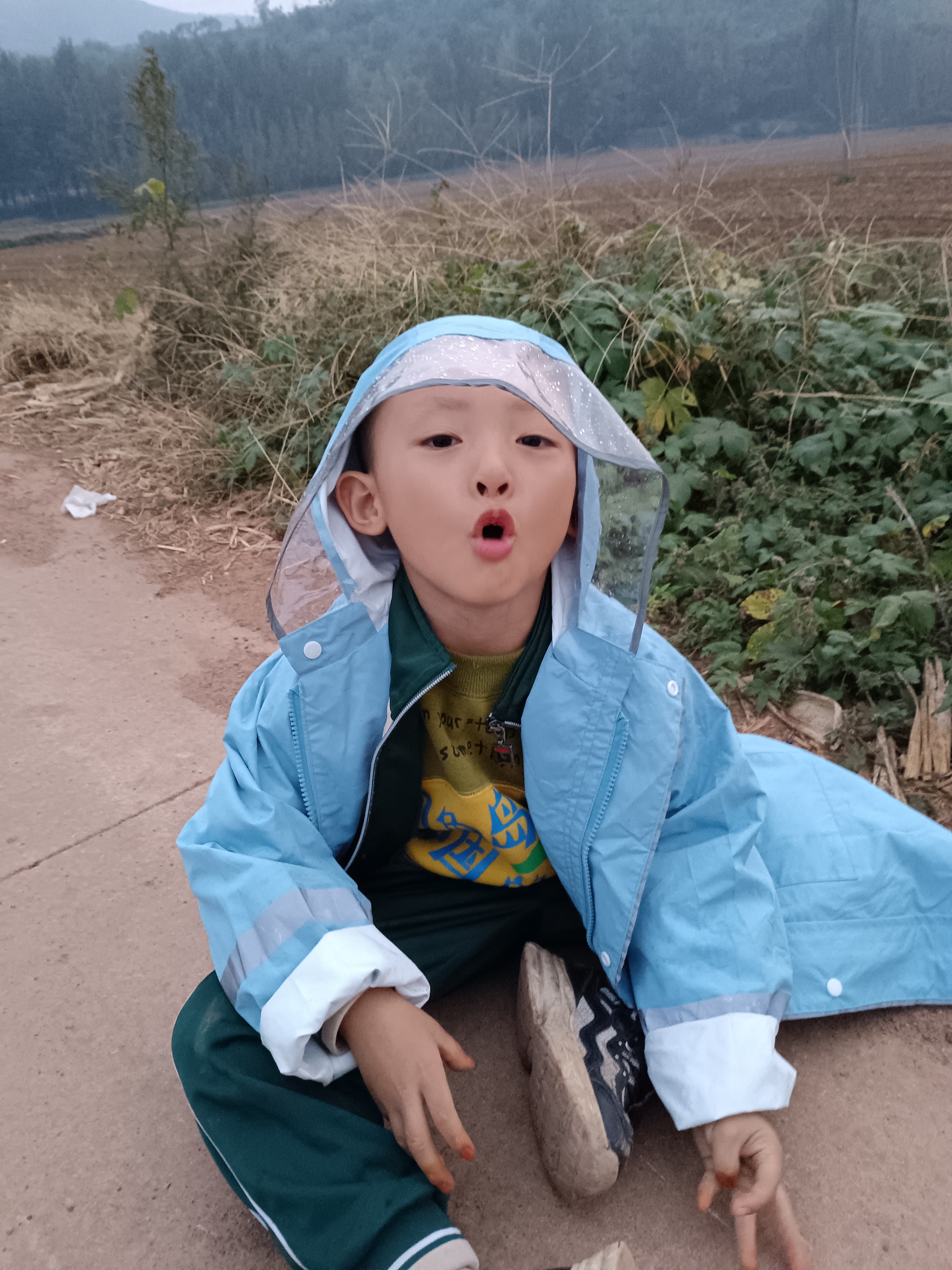 宝宝是下面小嘴馋么宝宝的小嘴馋，探索成长中的味蕾之旅-第1张图片