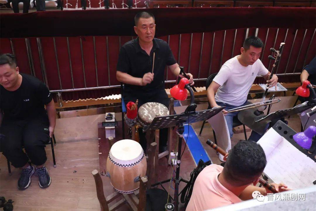 陈歌陈歌，一位音乐与人生的探索者-第3张图片
