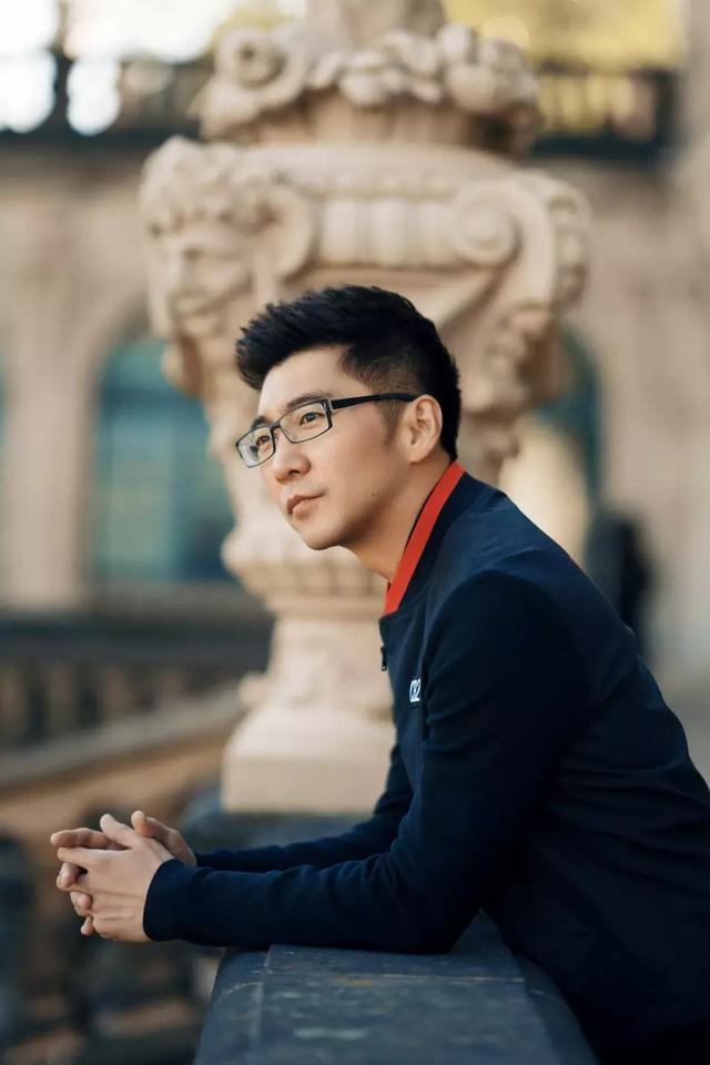 陈歌陈歌，一位音乐与人生的探索者-第2张图片