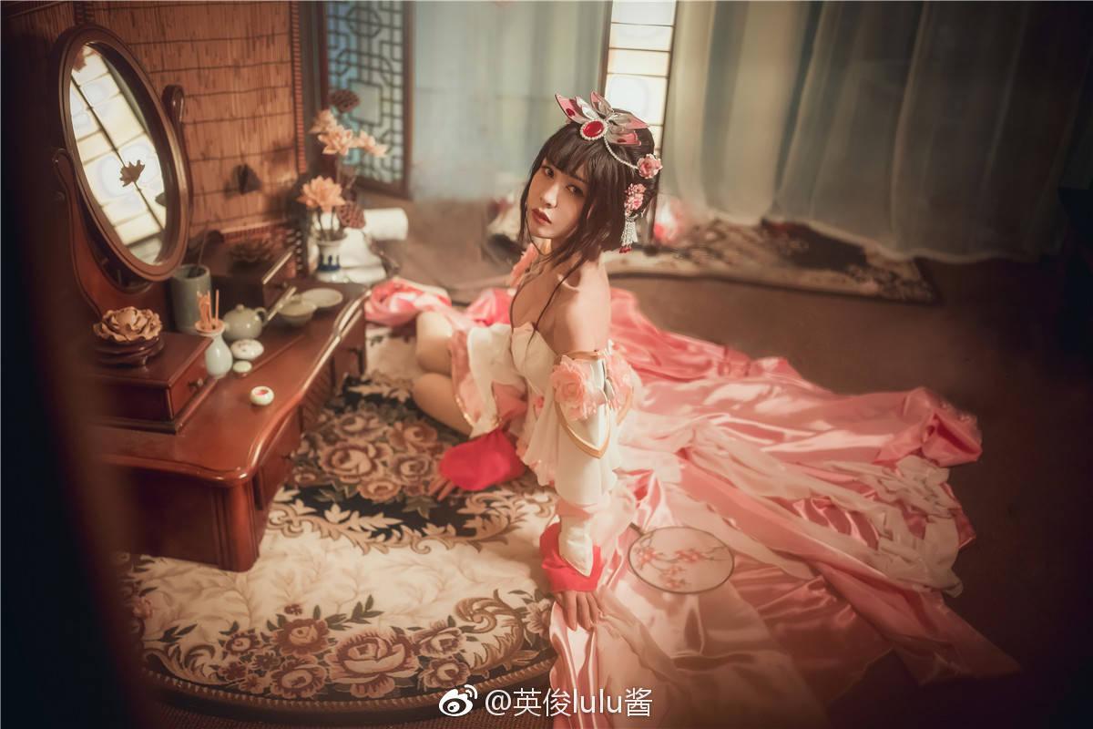 两个小孩去甄姬家完整版图片两个小孩的甄姬之旅，完整版图片记录-第1张图片