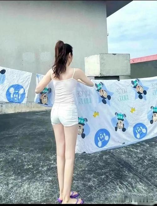 美女暴光_美女暴光_美女暴光